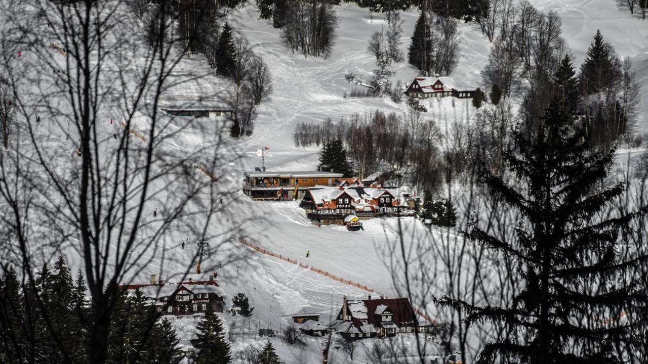 Penzion Topas Pec pod Snezkou Bagian luar foto